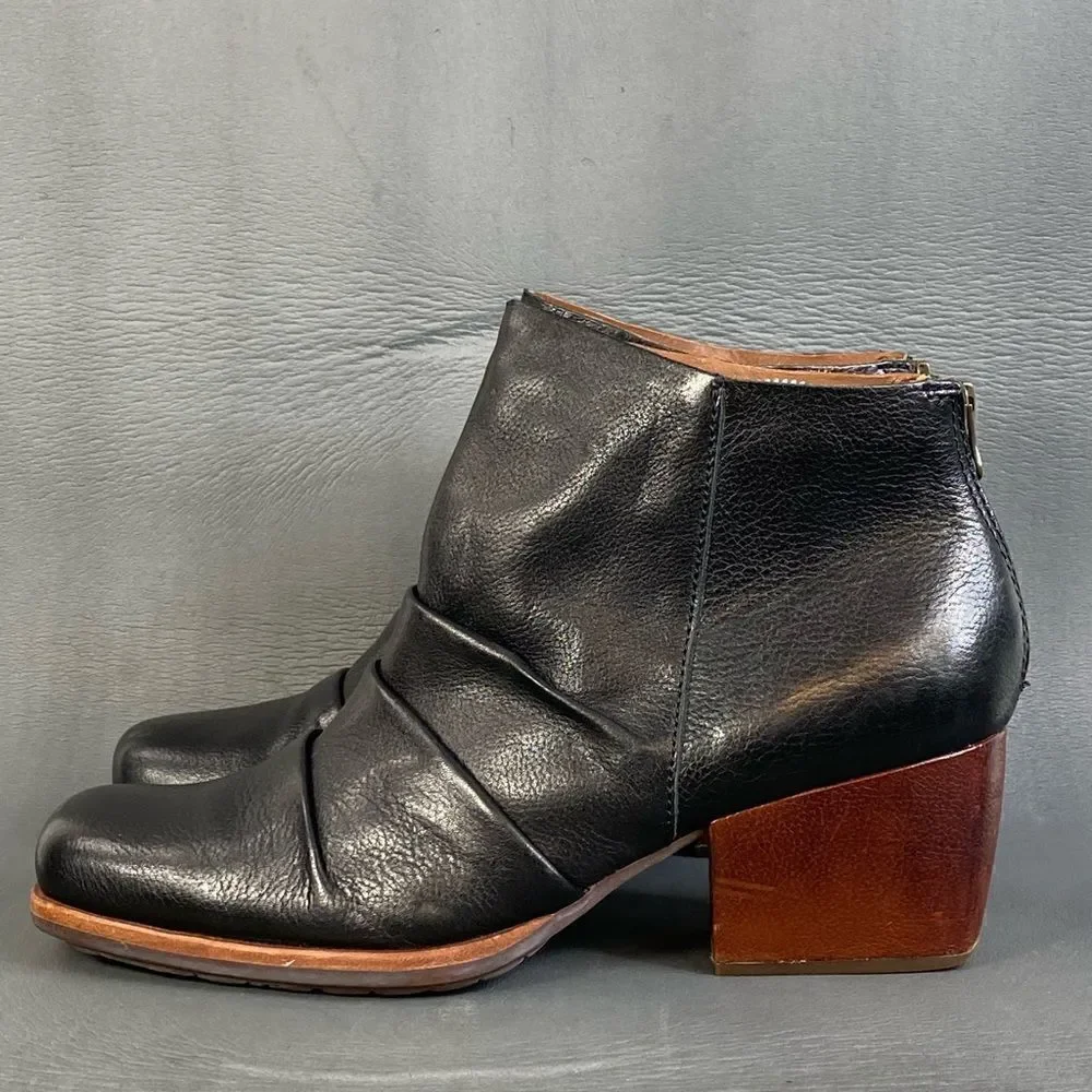 Kork-Ease Kissel Black Ruched Leather ankle Bootie s womens size  9.5
